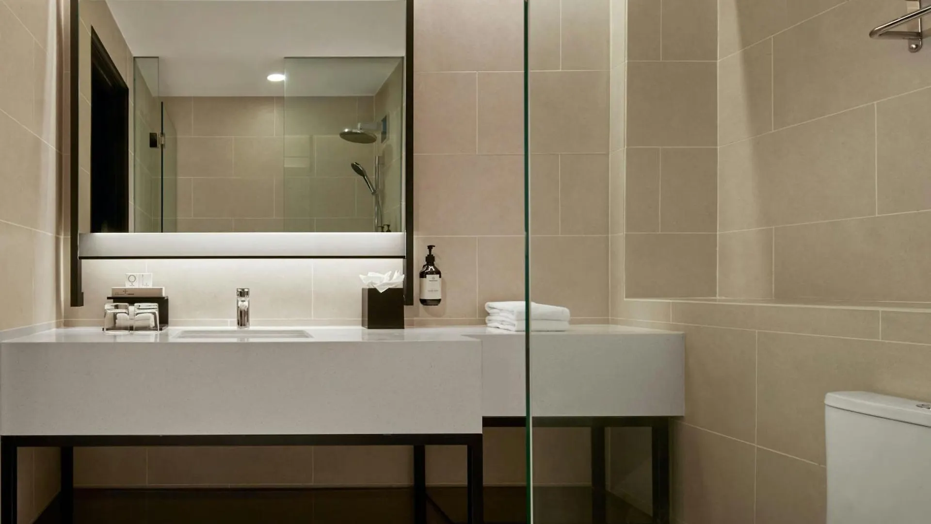 Ac Hotel By Marriott Ипох